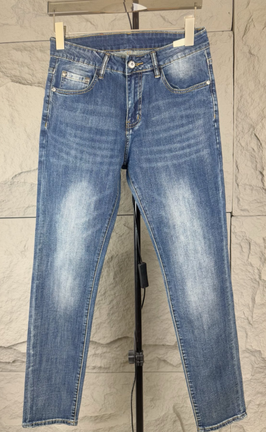 各品牌款式牛仔褲