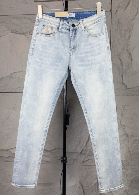 各品牌款式牛仔褲