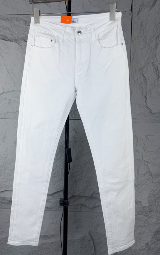 各品牌款式牛仔褲